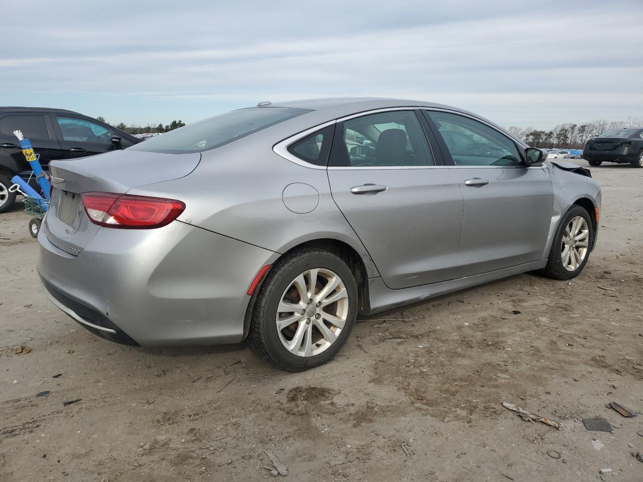 2016 Chrysler 200 VIN 1C3CCCAB6GN154820 Copart auction photo, front end / minor dent/scratches damage thumbnail 3