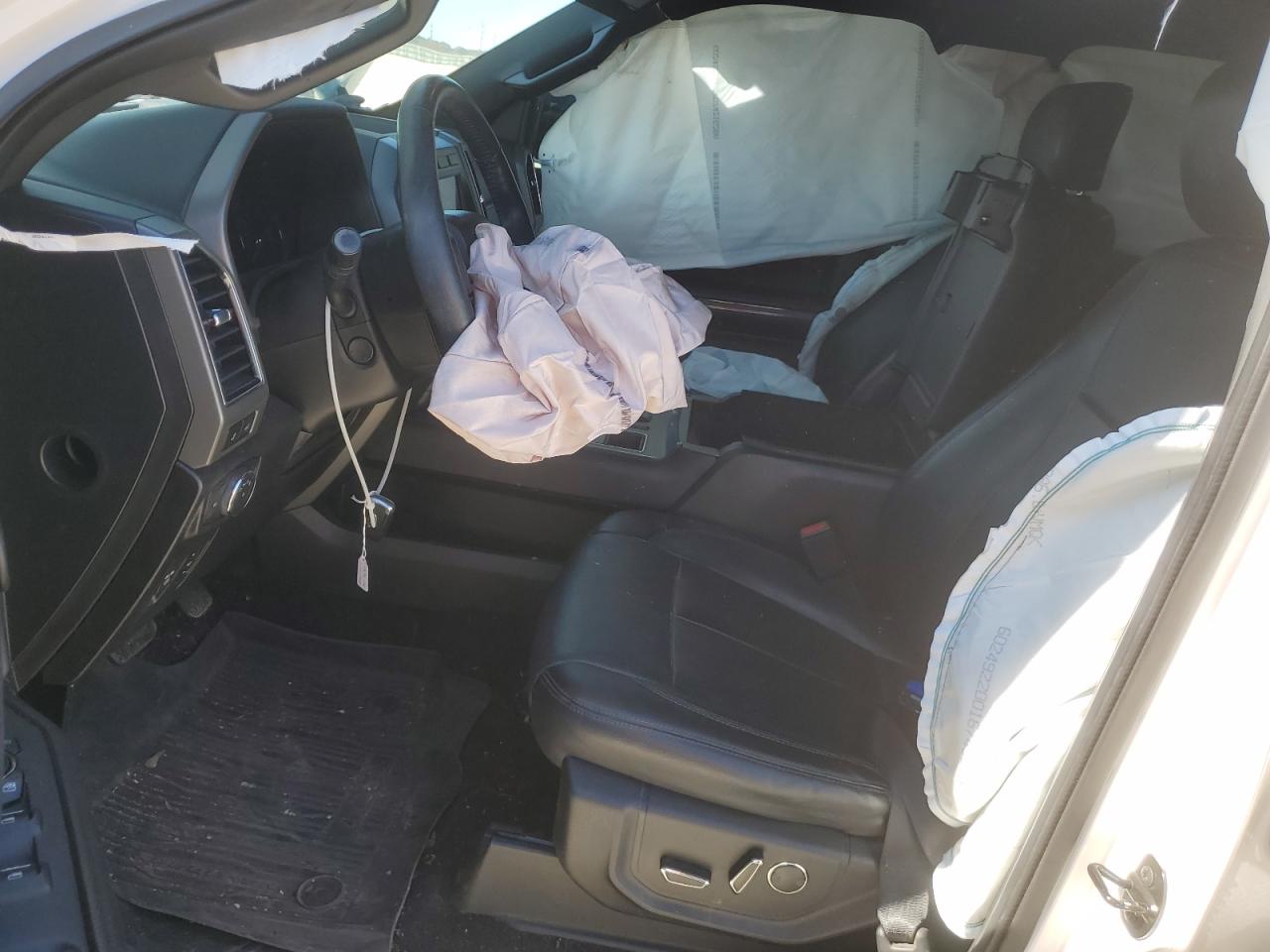 2018 Ford Expedition VIN 1FMJU1HT8JEA17688 Copart auction photo, front end / side damage thumbnail 7