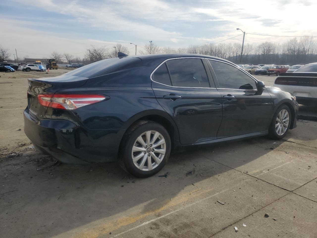 2020 Toyota Camry VIN 4T1C11AK2LU874049 Copart auction photo, front end damage thumbnail 3