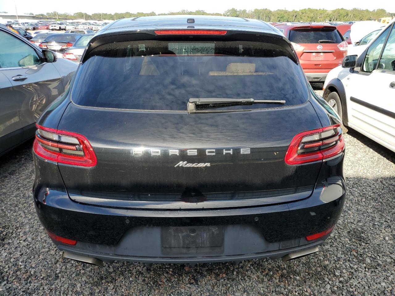 2018 Porsche Macan VIN WP1AA2A57JLB09075 Copart auction photo, water/flood damage thumbnail 6