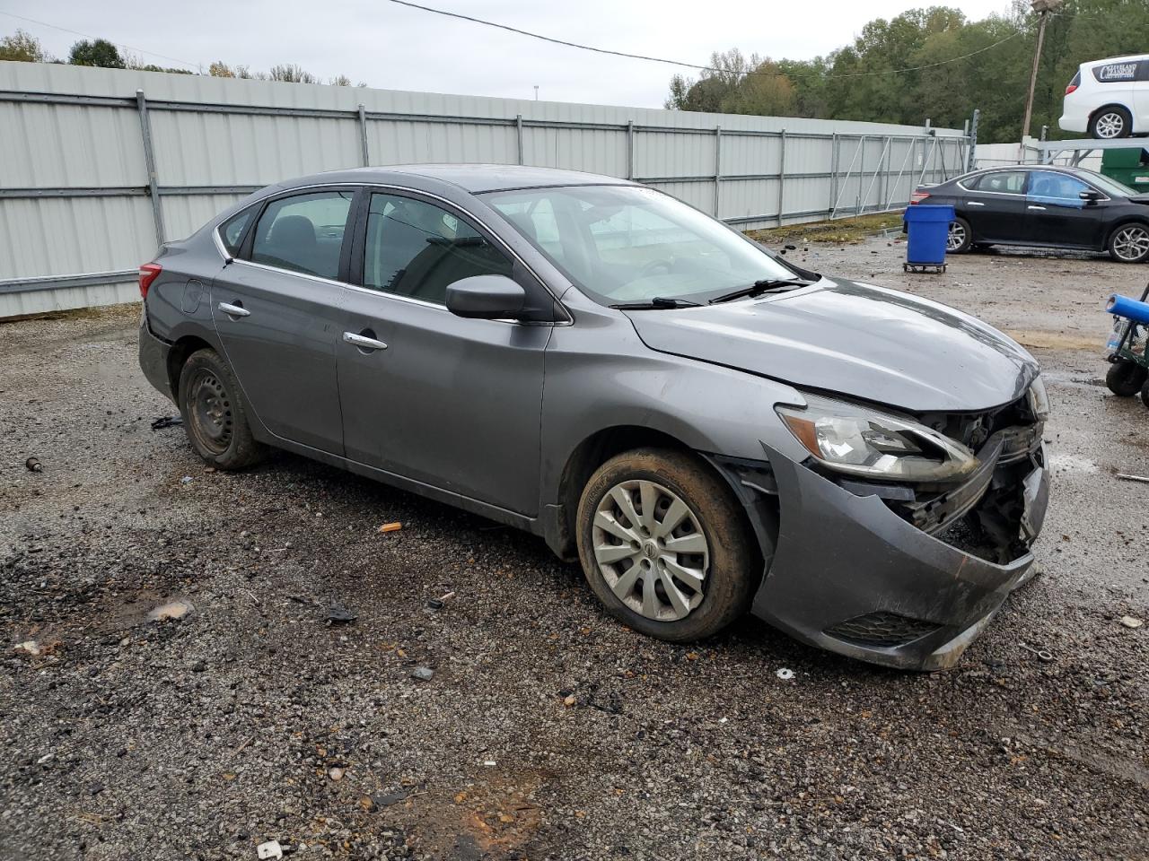 2017 Nissan Sentra VIN 3N1AB7AP5HL661799 Copart auction photo, front end / rear end damage thumbnail 4