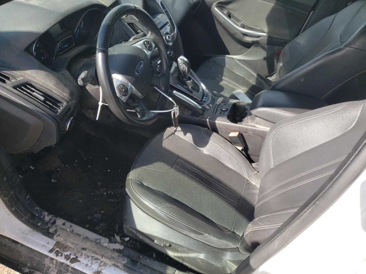 2013 Ford Focus VIN 1FADP3J27DL181851 Copart auction photo, front end / minor dent/scratches damage thumbnail 7