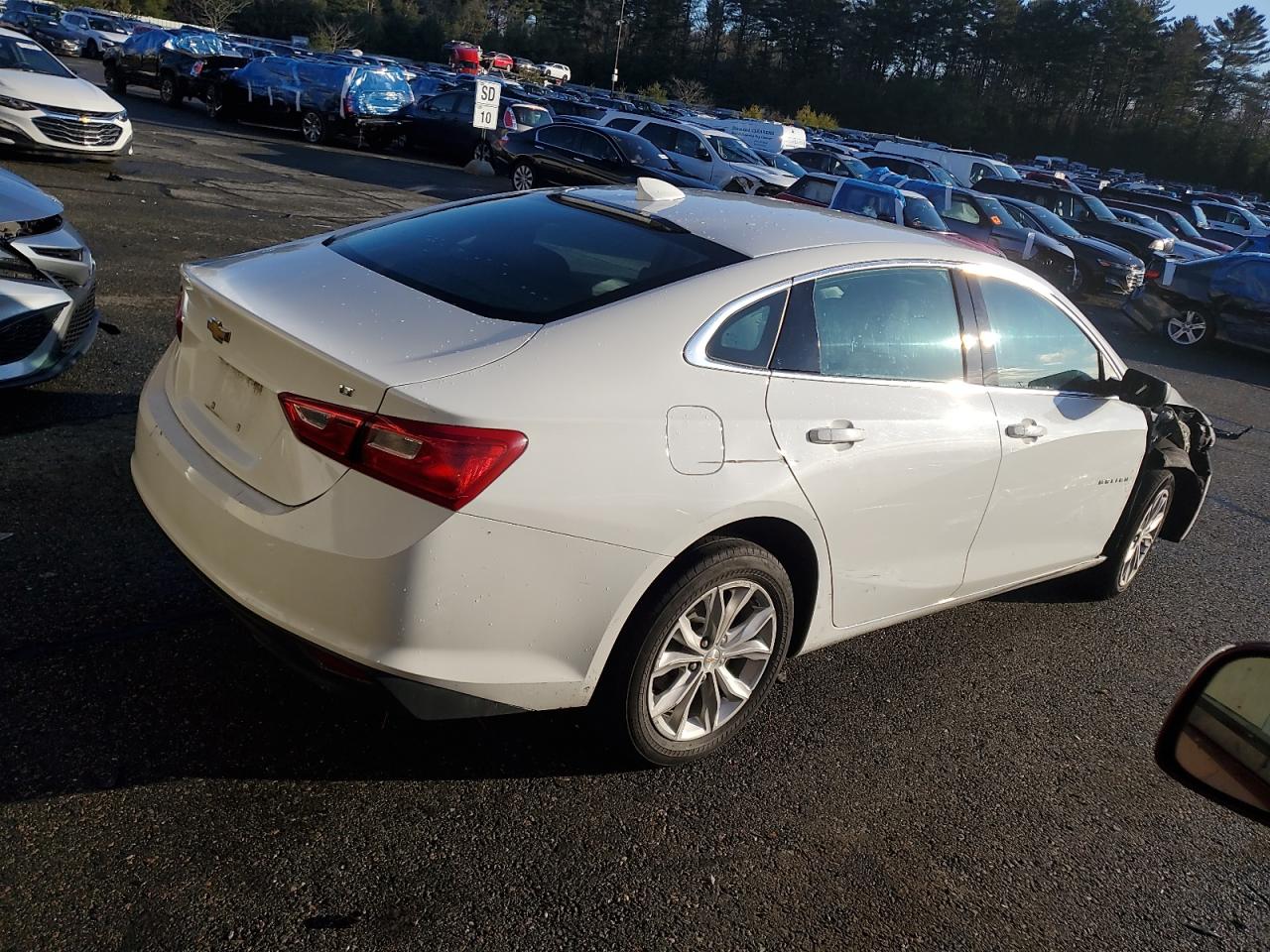 2023 Chevrolet Malibu VIN 1G1ZD5ST4PF179241 Copart auction photo, front end / minor dent/scratches damage thumbnail 3