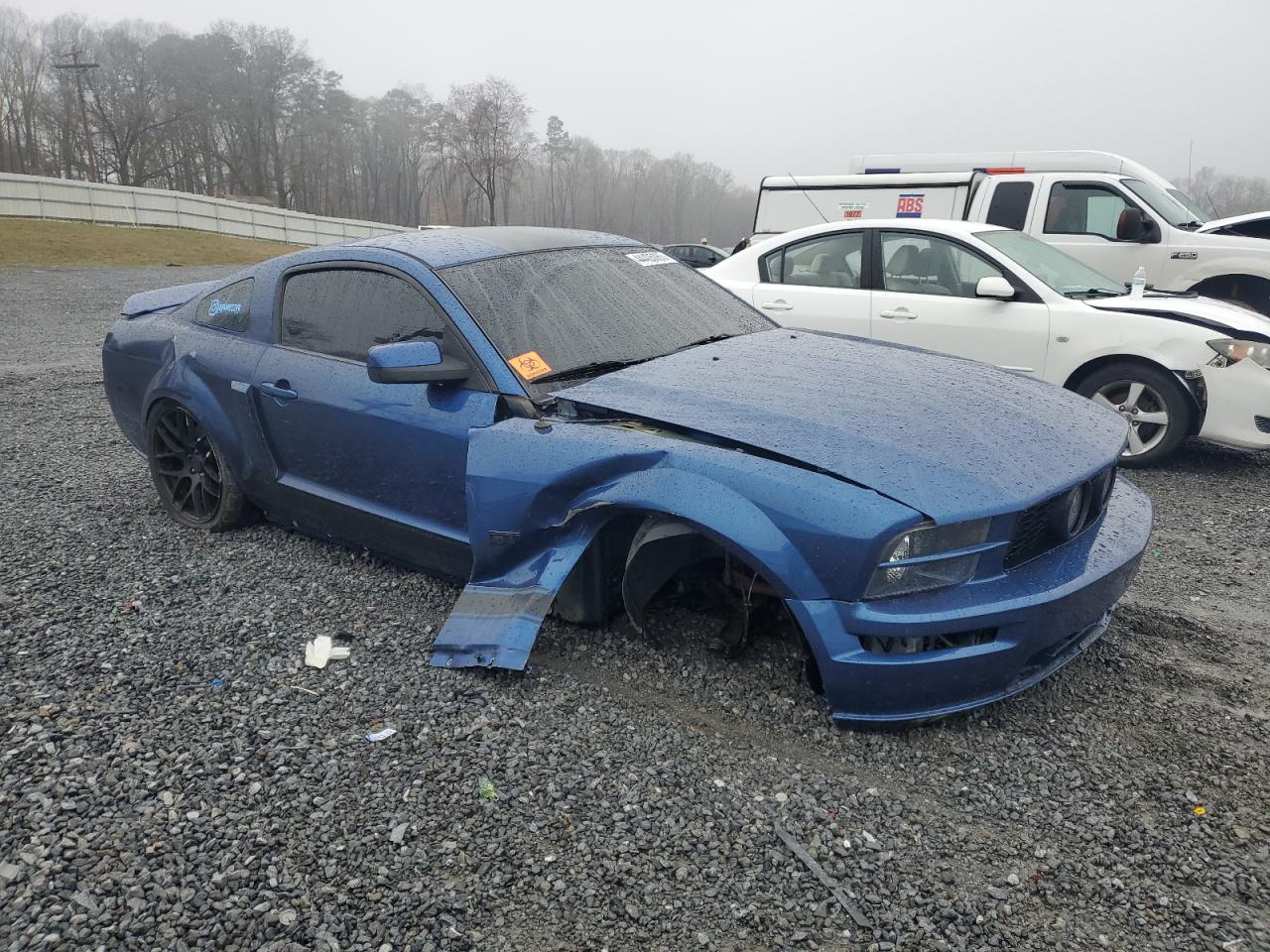 2006 Ford Mustang VIN 1ZVFT82HX65240393 Copart auction photo, front end / rear end damage thumbnail 4