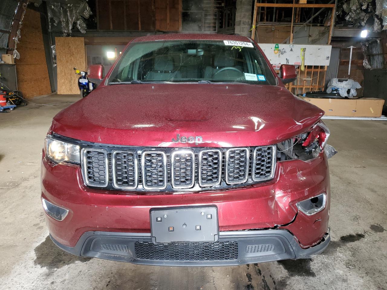 2017 Jeep Grand Cherokee VIN 1C4RJFAG4HC662239 Copart auction photo, front end damage thumbnail 5