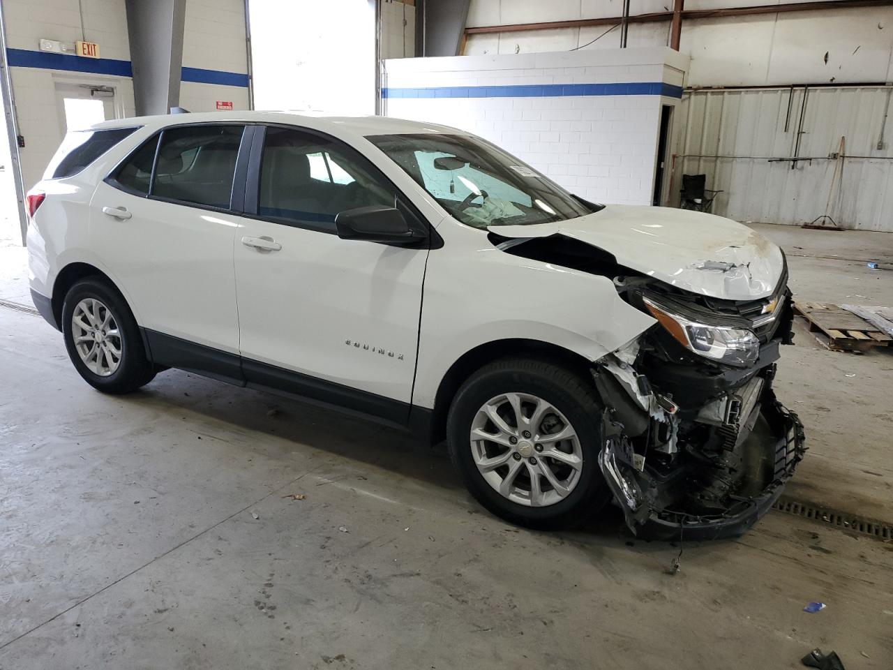 2021 Chevrolet Equinox VIN 3GNAXHEV0MS110748 Copart auction photo, front end / mechanical damage thumbnail 4