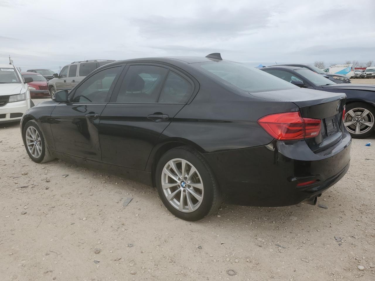 2016 BMW 3er VIN WBA8E1G53GNT34884 Copart auction photo, minor dent/scratches damage thumbnail 2