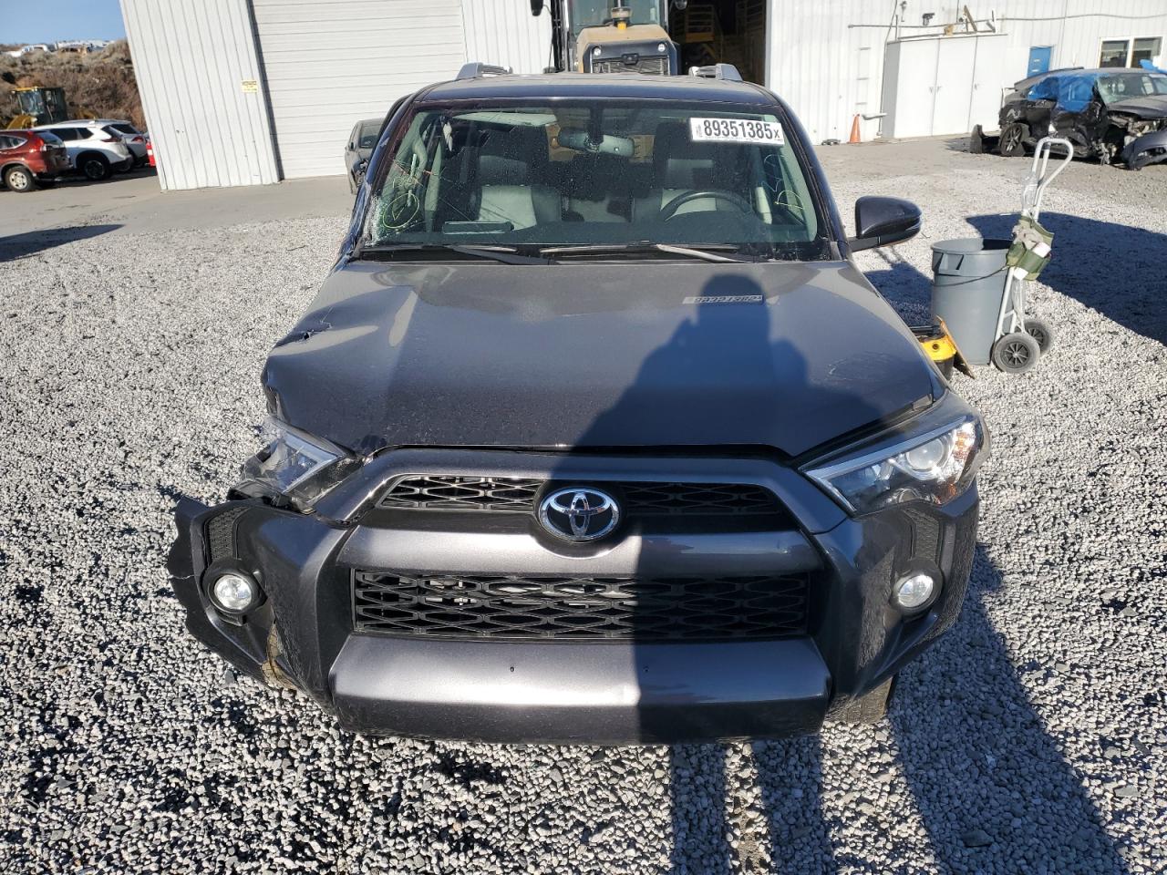 2017 Toyota 4Runner VIN JTEBU5JR3H5421826 Copart auction photo, front end damage thumbnail 5