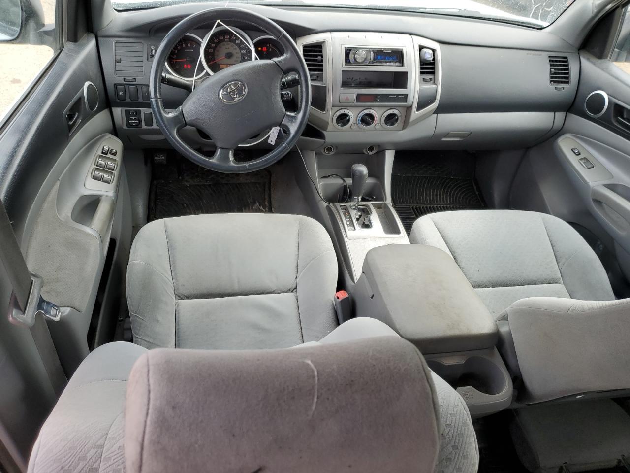 2005 Toyota Tacoma VIN 5TEKU72N55Z128885 Copart auction photo, front end / minor dent/scratches damage thumbnail 8