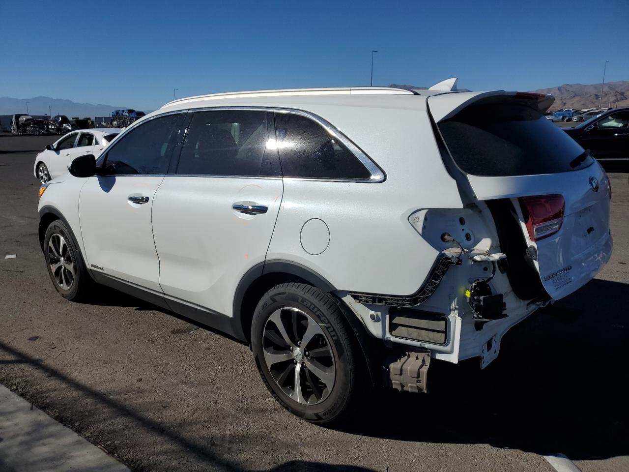 2016 KIA Sorento VIN 5XYPHDA59GG173920 Copart auction photo, all over damage thumbnail 2