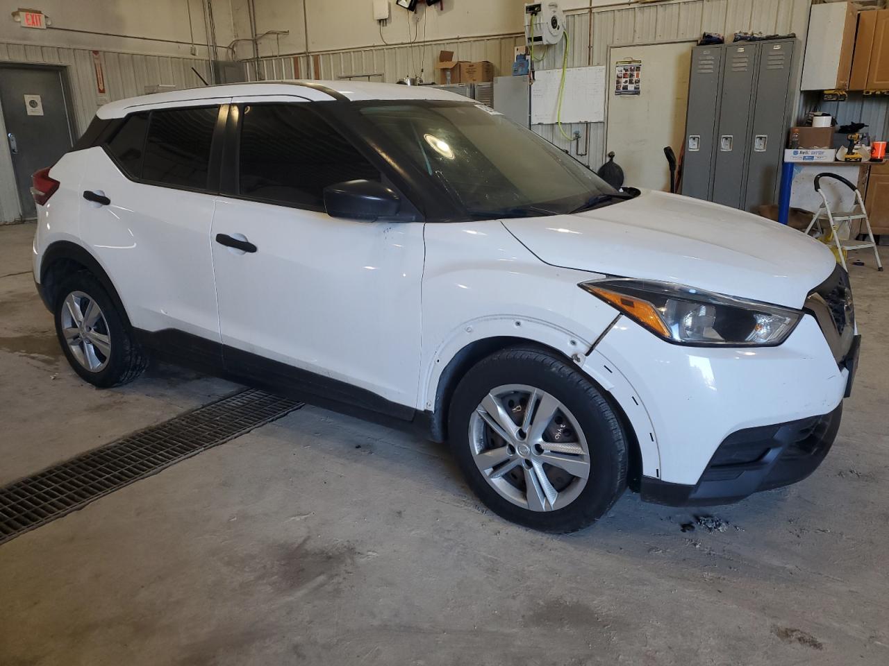 2020 Nissan Kicks VIN 3N1CP5BV3LL495884 Copart auction photo, front end damage thumbnail 4