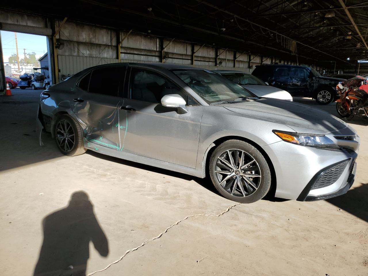 2023 Toyota Camry VIN 4T1G31AK7PU600945 Copart auction photo, side / rear end damage thumbnail 4