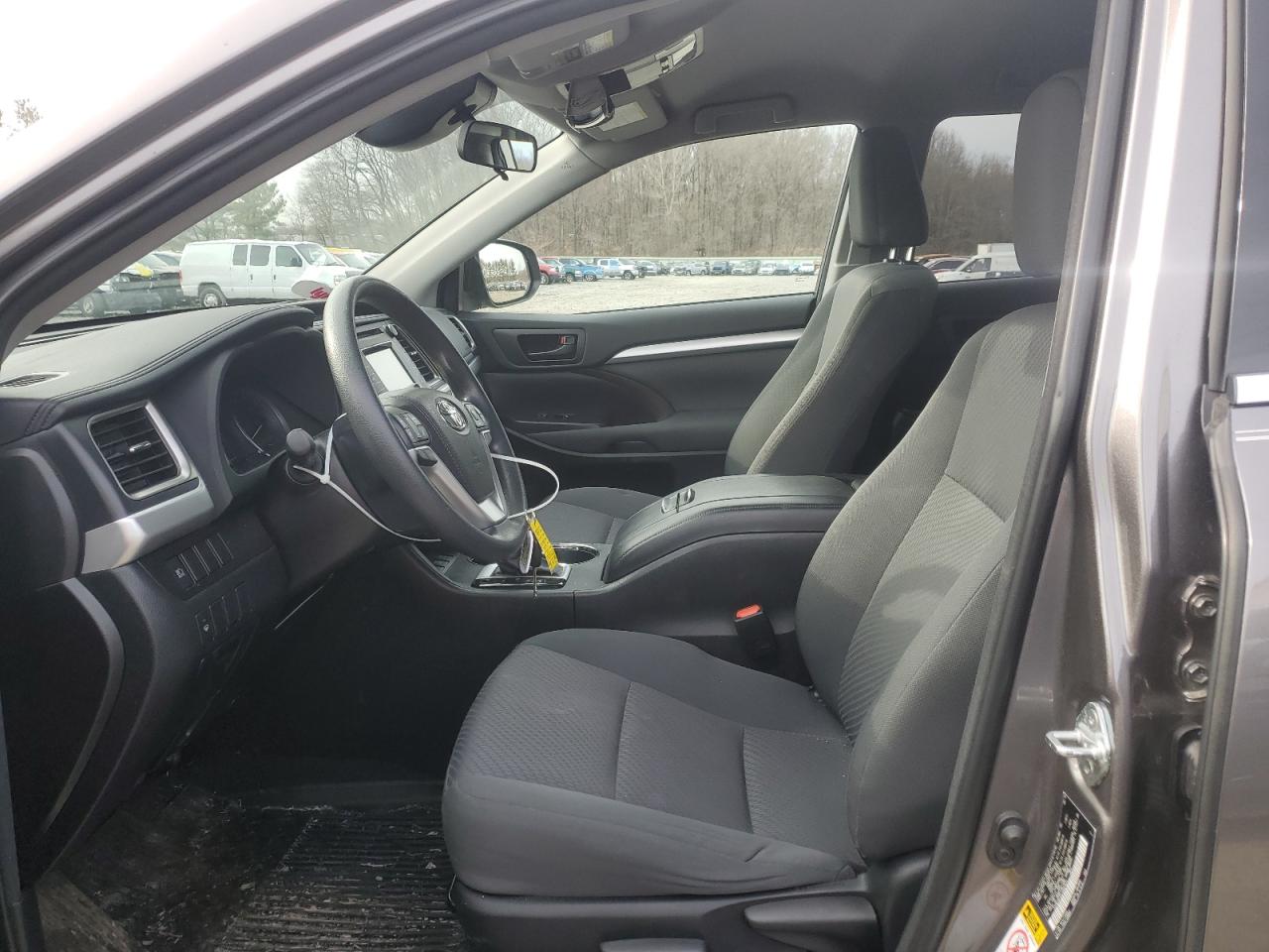 2018 Toyota Highlander VIN 5TDBZRFH4JS891831 Copart auction photo, front end damage thumbnail 7