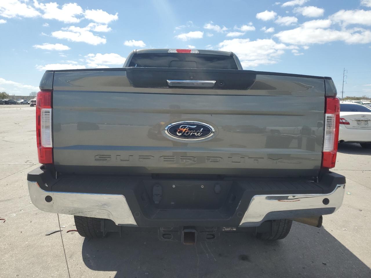 2019 Ford F250 VIN 1FT7W2B65KEC95614 Copart auction photo, vandalism / water/flood damage thumbnail 6