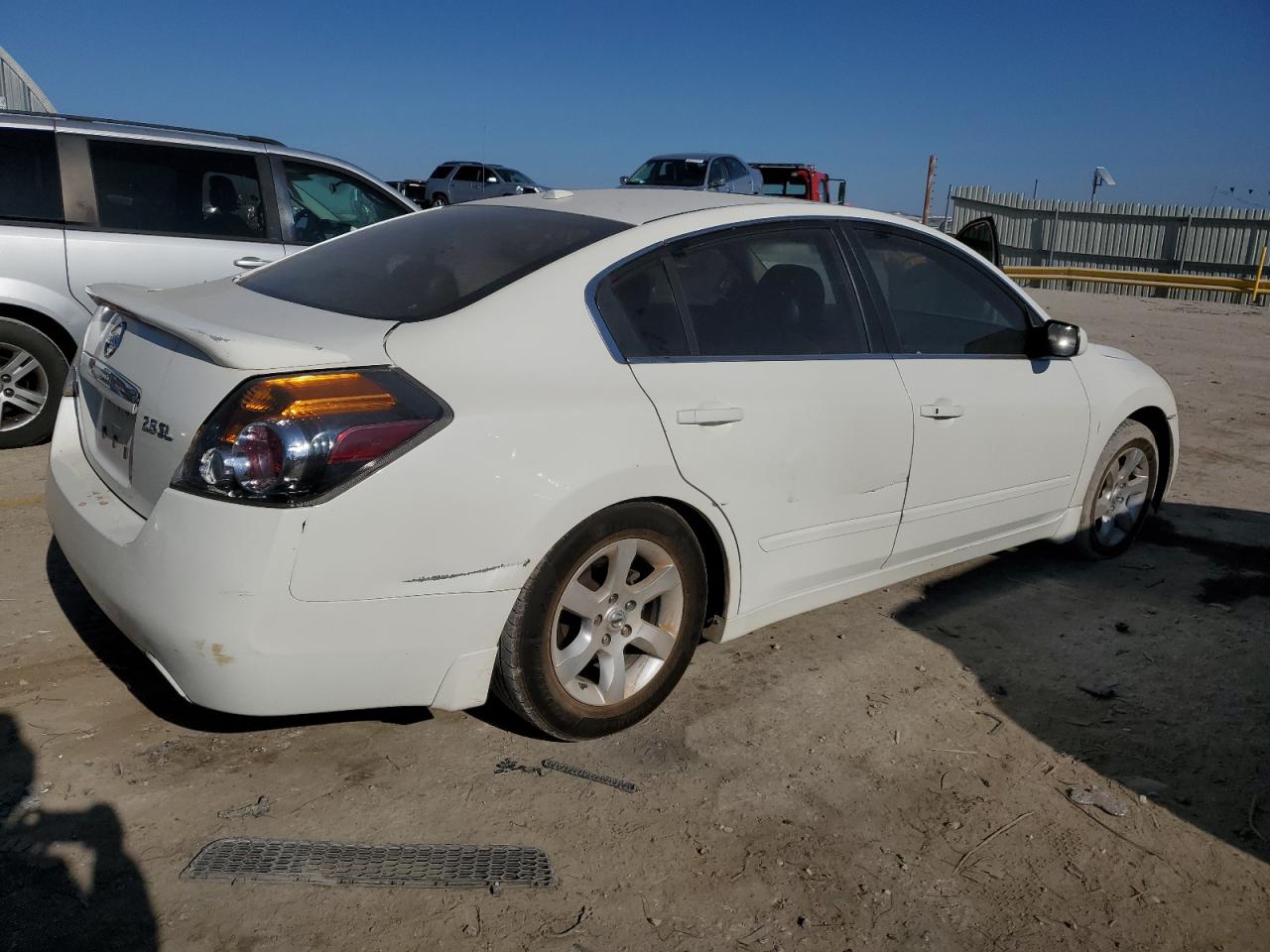 2009 Nissan Altima VIN 1N4AL21E69N500428 Copart auction photo, all over damage thumbnail 3