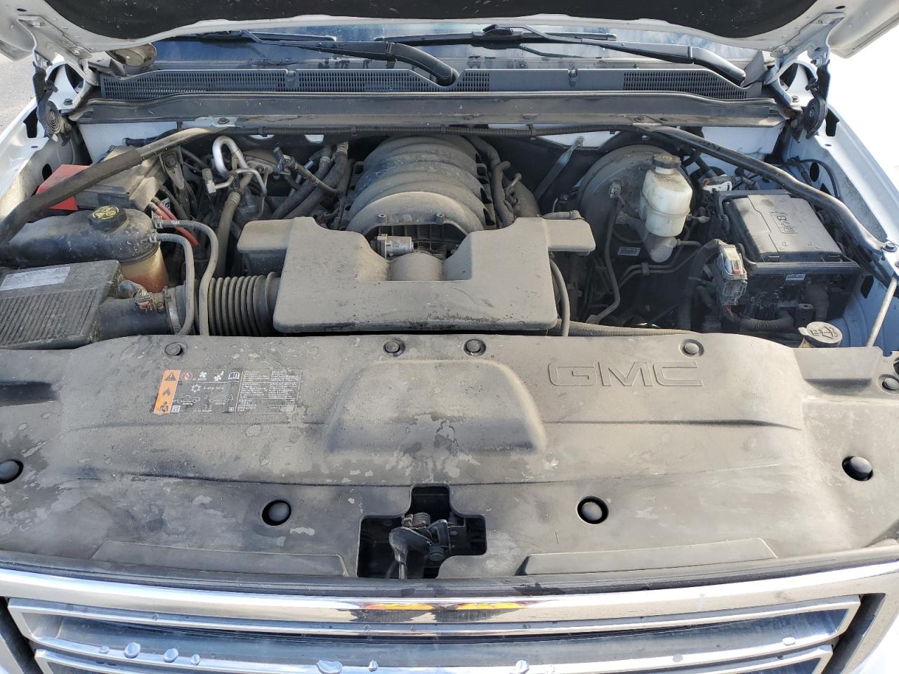2019 GMC Yukon VIN 1GKS2GKCXKR272254 Copart auction photo, side / undercarriage damage thumbnail 14