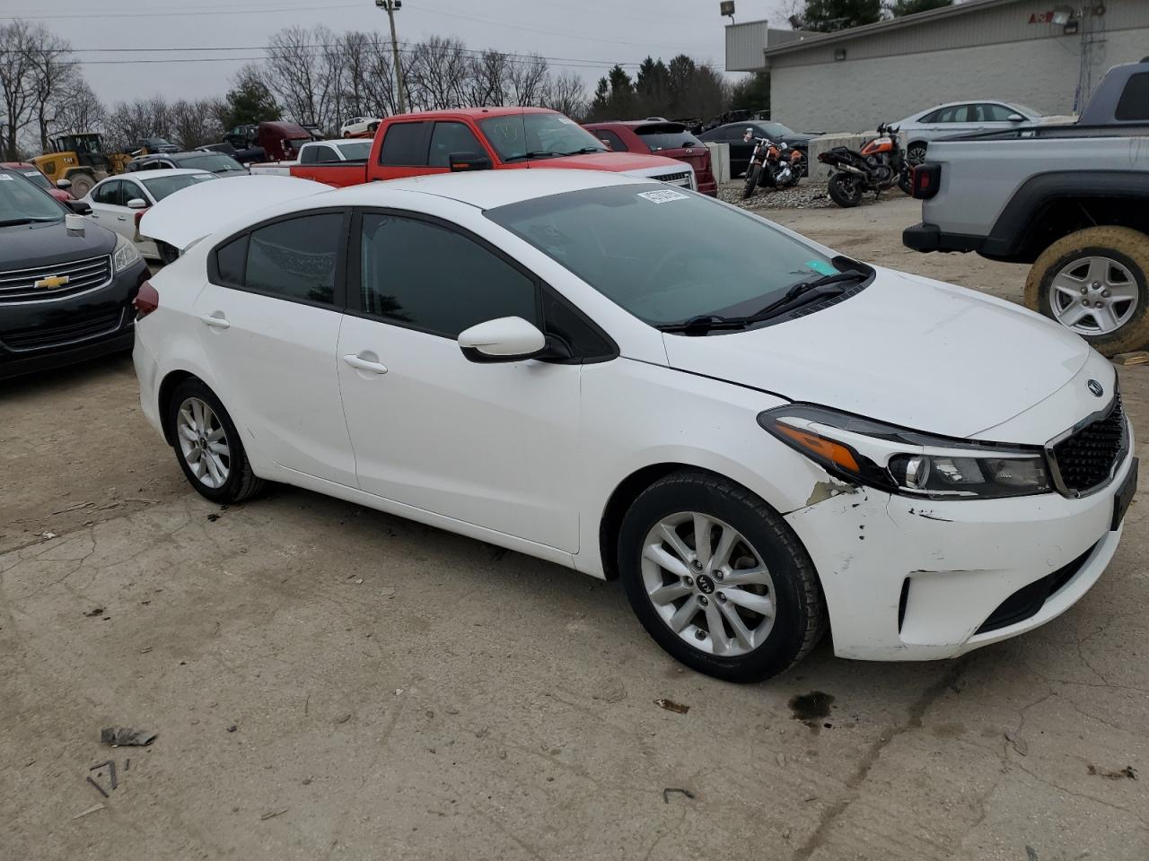 2017 KIA Forte VIN 3KPFL4A73HE008147 Copart auction photo, side / rear end damage thumbnail 4