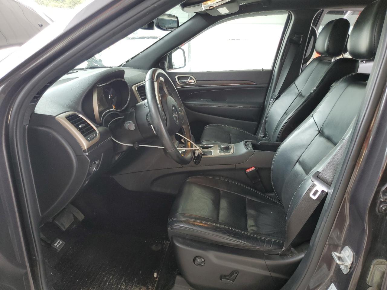 2017 Jeep Grand Cherokee VIN 1C4RJFBG1HC605172 Copart auction photo, undercarriage / front end damage thumbnail 7