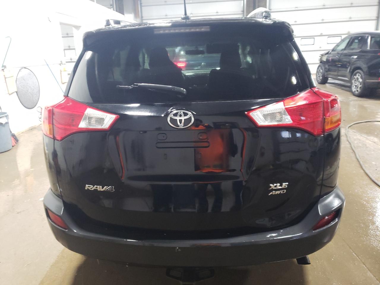 2015 Toyota RAV 4 VIN 2T3RFREV6FW369089 Copart auction photo, front end damage thumbnail 6