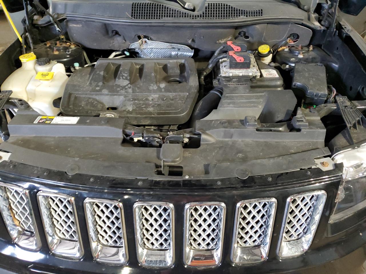2014 Jeep Compass VIN 1C4NJDEB2ED643888 Copart auction photo, side / front end damage thumbnail 11