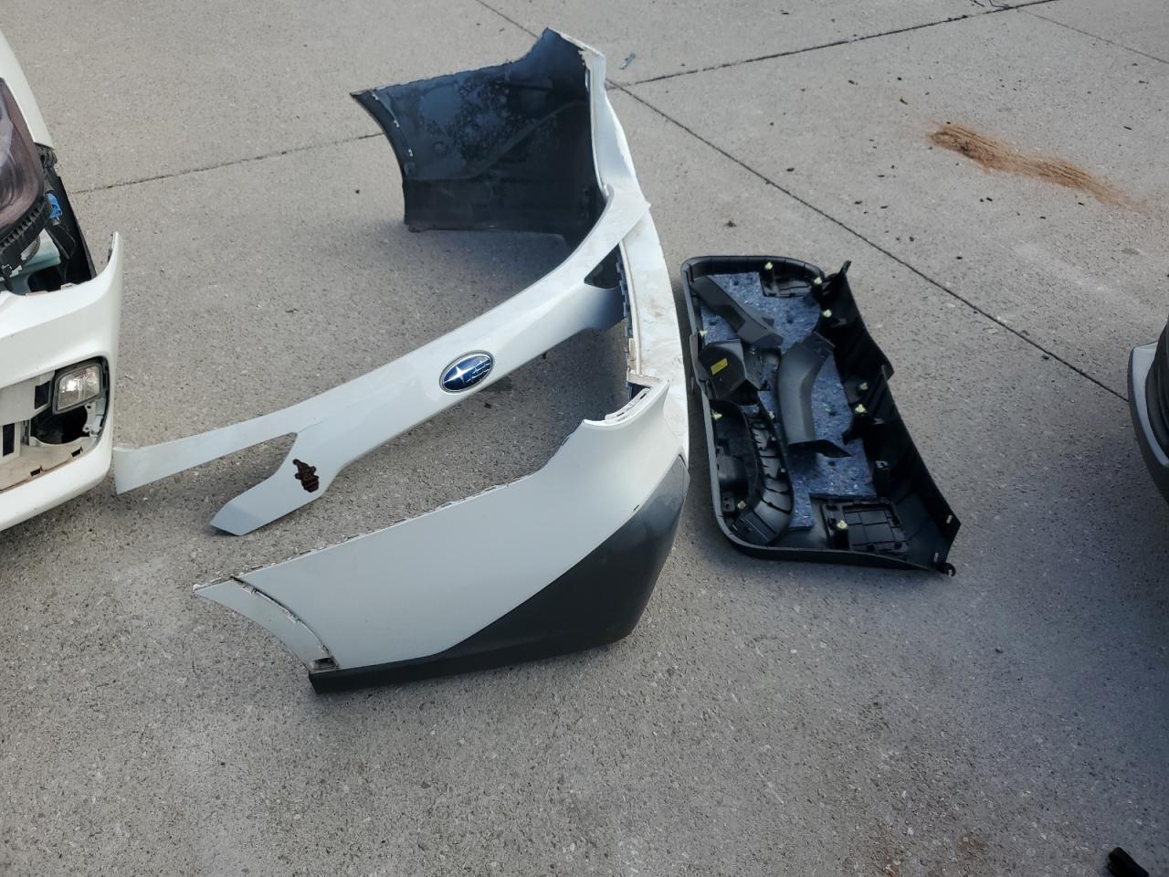 2020 Subaru Outback VIN 4S4BTACC7L3201811 Copart auction photo, rear end / minor dent/scratches damage thumbnail 13