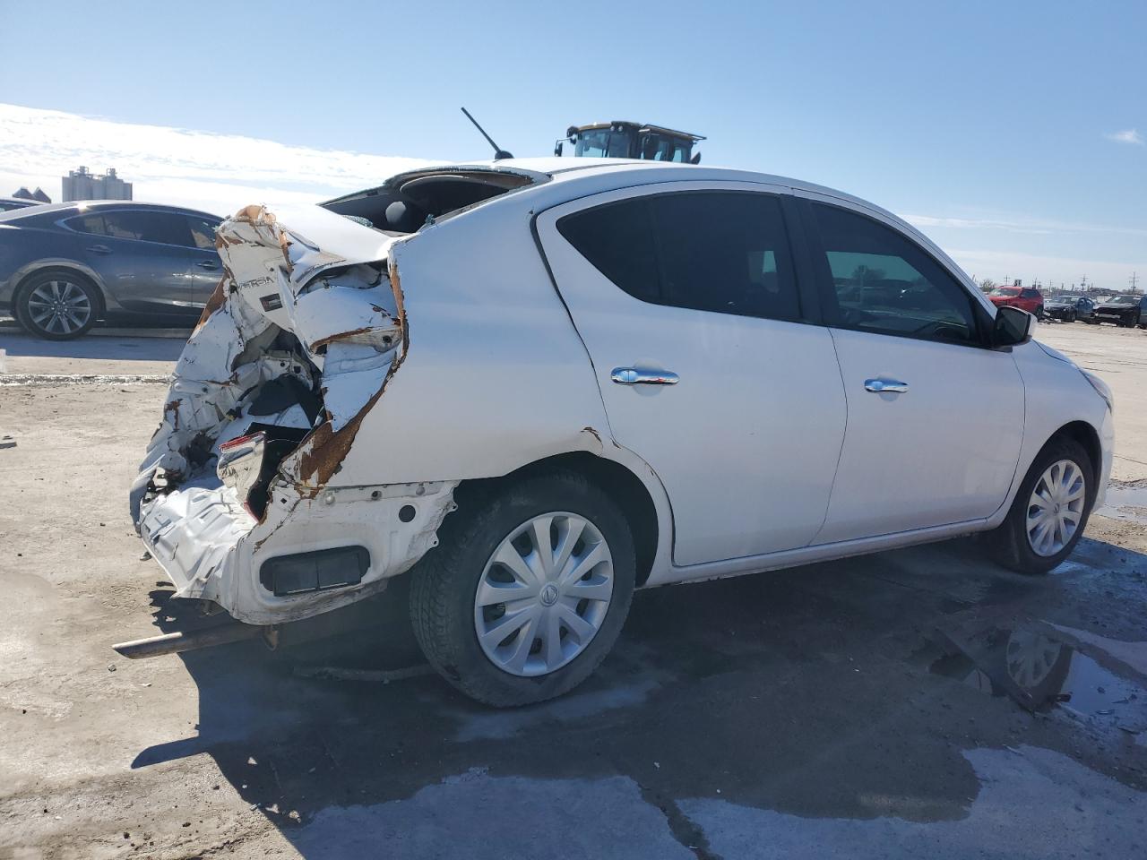 2019 Nissan Versa VIN 3N1CN7APXKL865246 Copart auction photo, rear end damage thumbnail 3