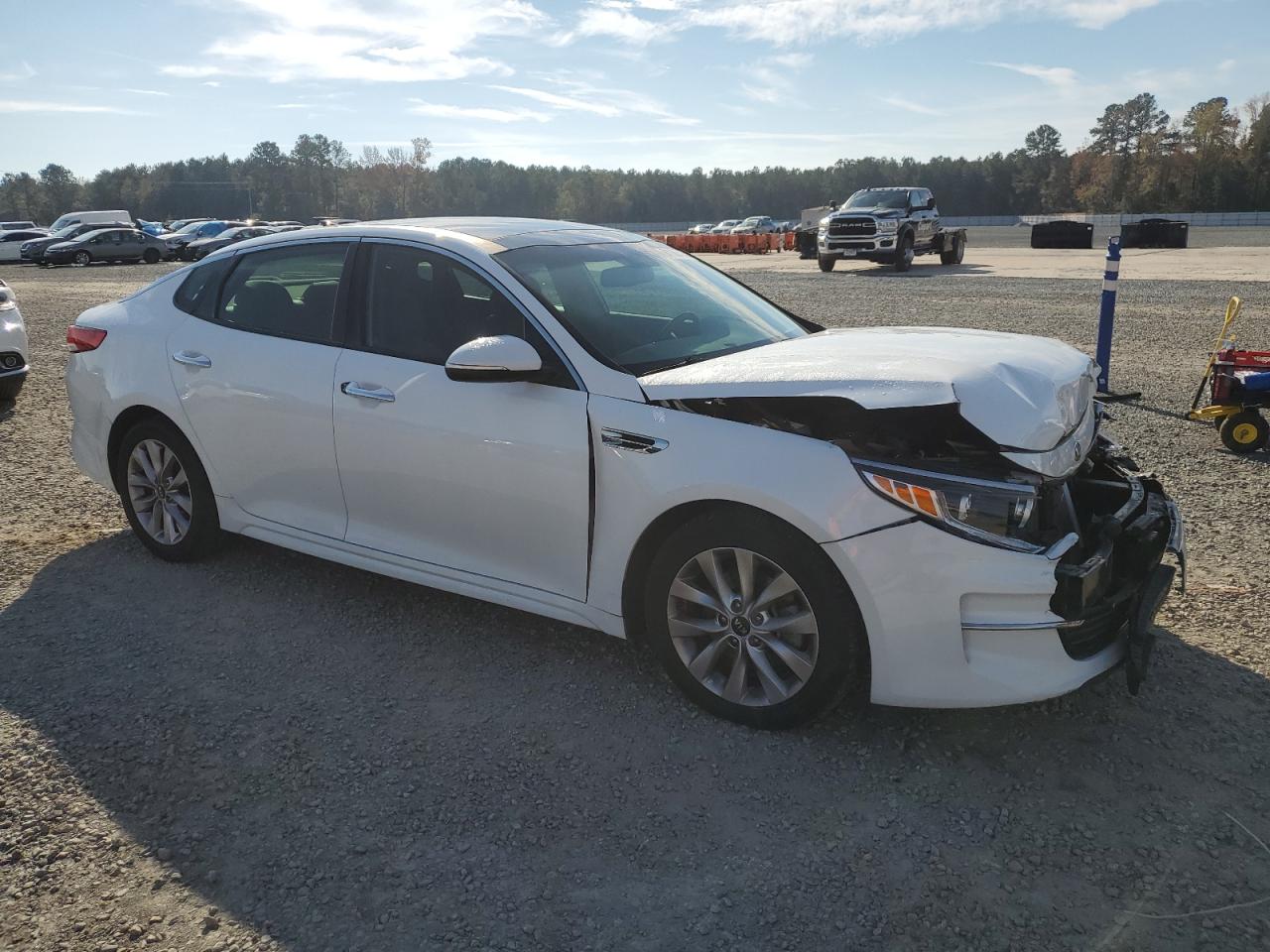 2016 KIA Optima VIN 5XXGU4L35GG039790 Copart auction photo, front end damage thumbnail 4