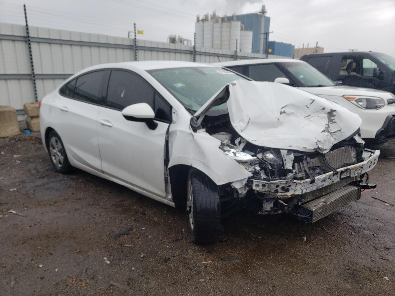 2017 Chevrolet Cruze VIN 1G1BC5SM5H7262119 Copart auction photo, front end damage thumbnail 4