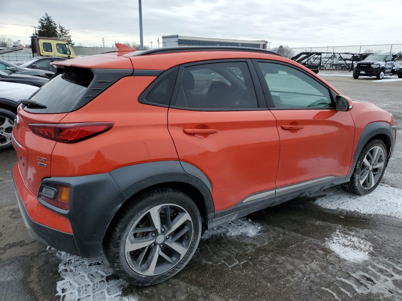 2020 Hyundai Kona VIN KM8K5CA50LU460886 Copart auction photo, front end damage thumbnail 3