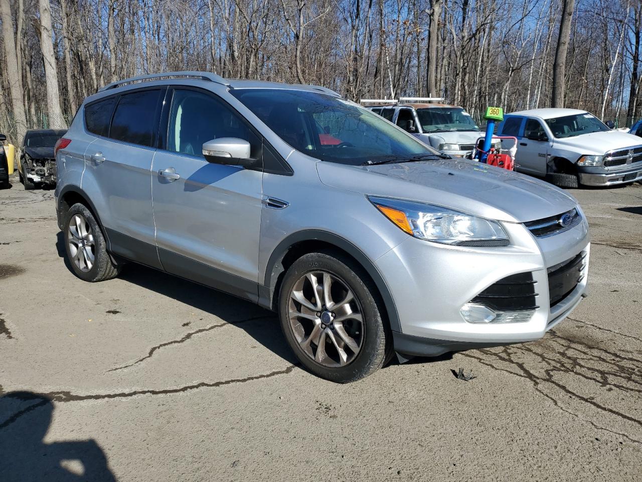 2016 Ford Escape VIN 1FMCU9J92GUA41604 Copart auction photo, front end / rear end damage thumbnail 4