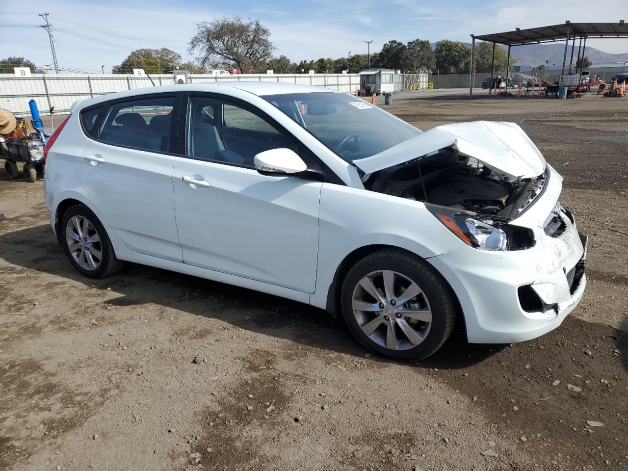 2013 Hyundai Accent VIN KMHCU5AE3DU072216 Copart auction photo, front end damage thumbnail 4