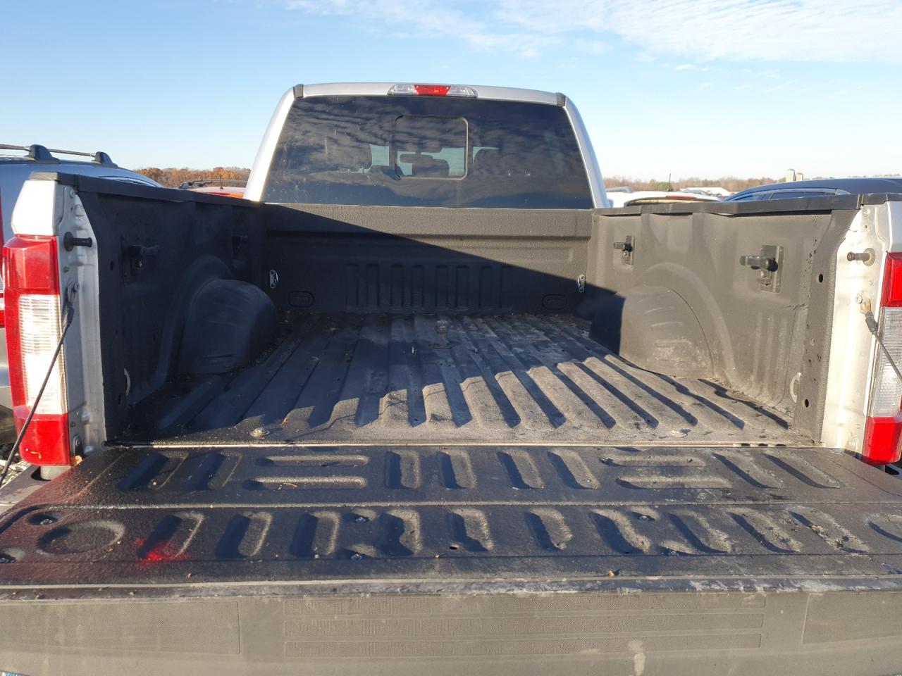 2017 Ford F250 VIN 1FT7W2BT4HEB52068 Copart auction photo, front end / mechanical damage thumbnail 6