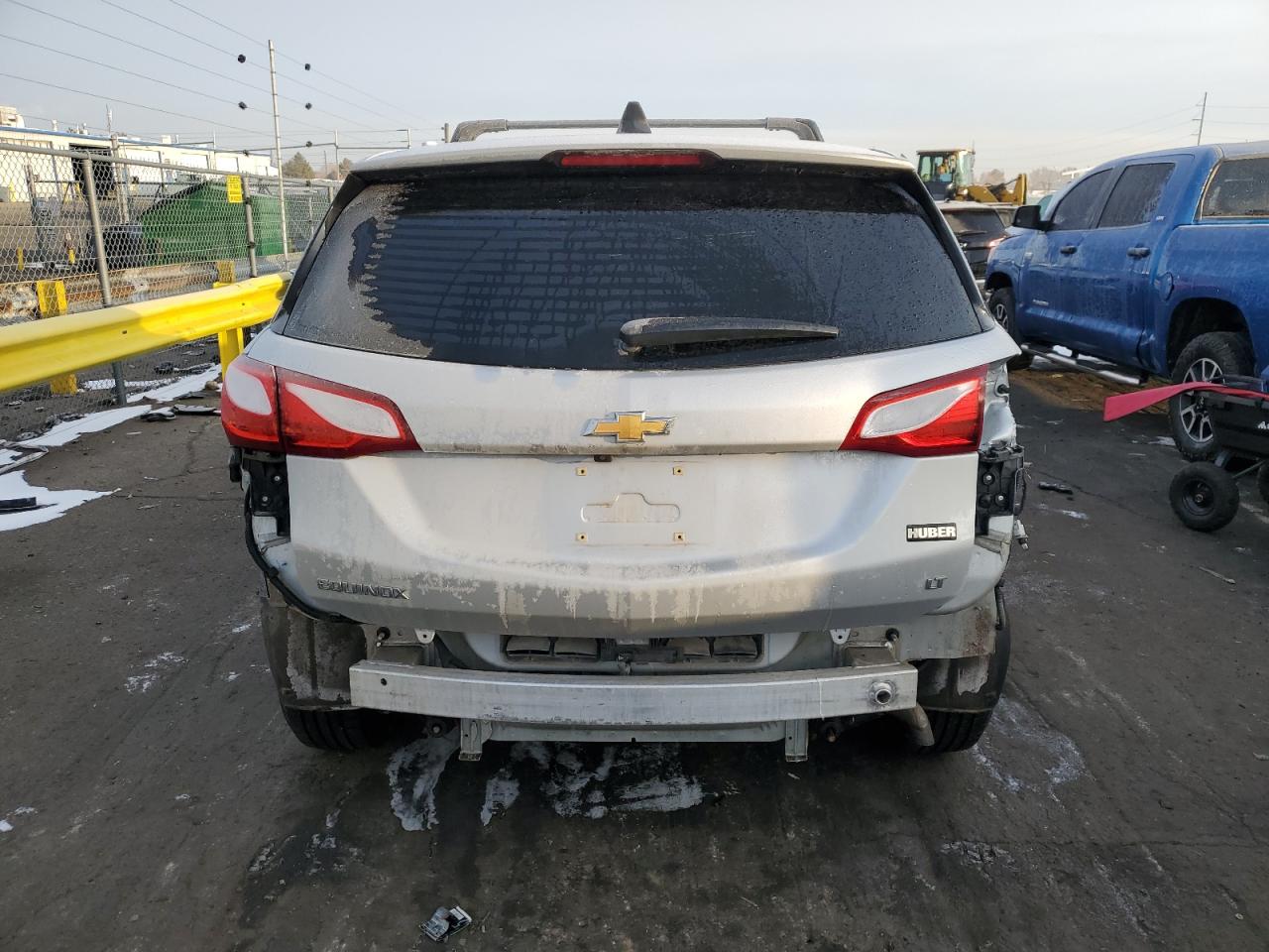 2019 Chevrolet Equinox VIN 3GNAXKEV1KL166024 Copart auction photo, rear end damage thumbnail 6