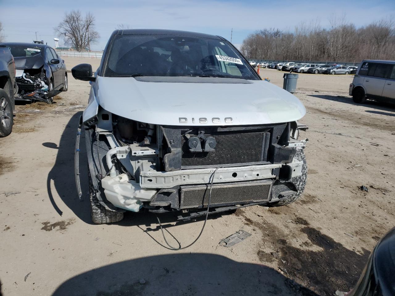 2017 Land Rover Discovery VIN SALCR2BG2HH712623 Copart auction photo, front end damage thumbnail 5