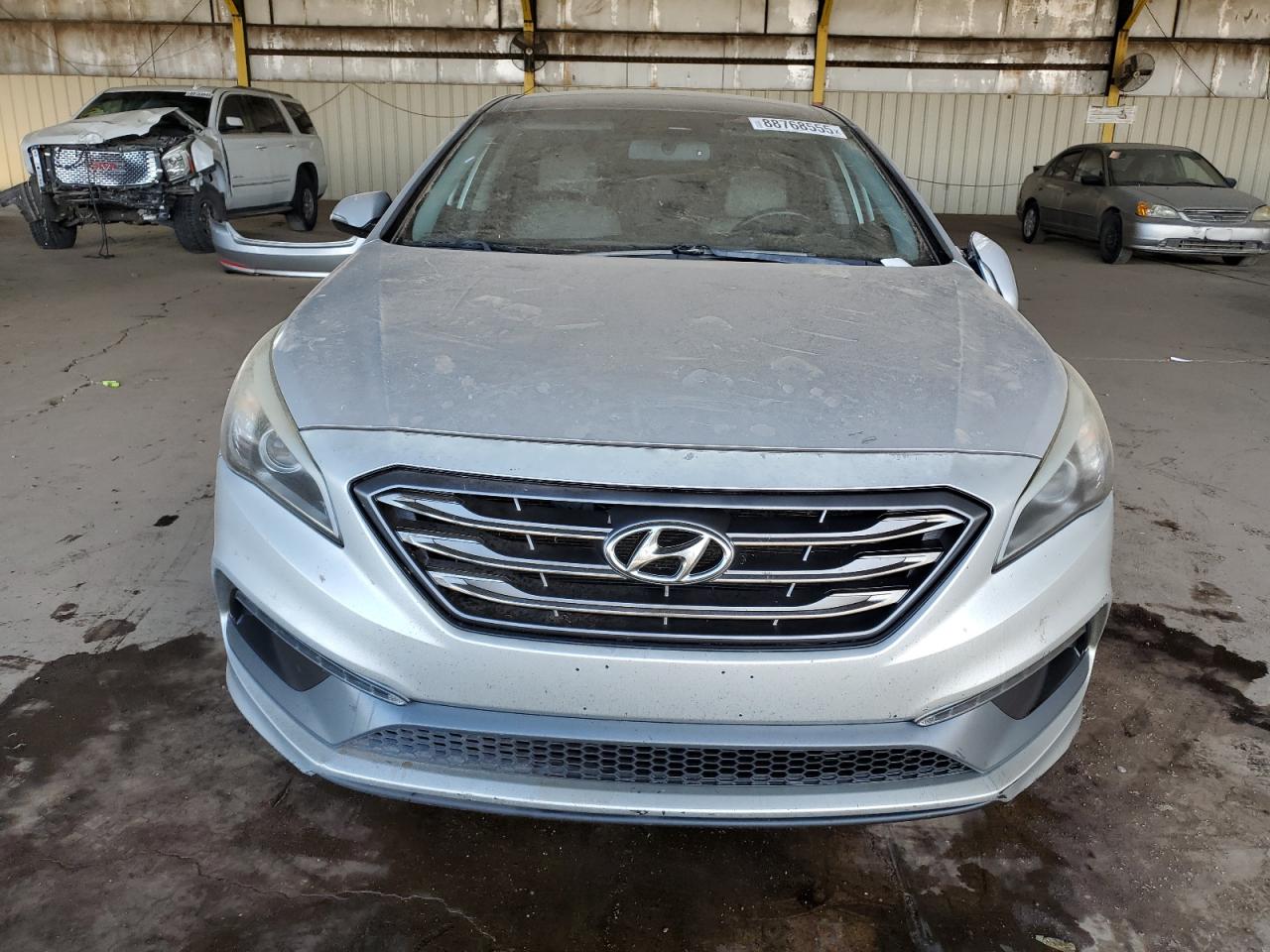 2016 Hyundai Sonata VIN 5NPE34AF0GH403027 Copart auction photo, rear end / side damage thumbnail 5