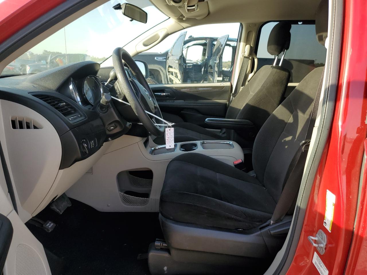 2013 Dodge Caravan VIN 2C4RDGCG5DR538878 Copart auction photo, front end / minor dent/scratches damage thumbnail 7