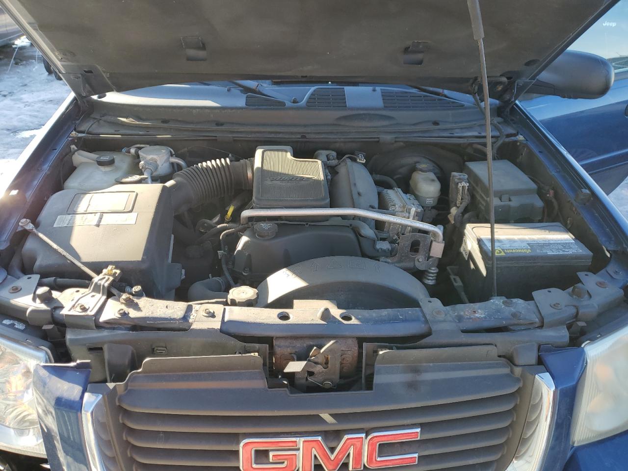 2005 GMC Envoy VIN 1GKET16SX56130534 Copart auction photo, front end damage thumbnail 12