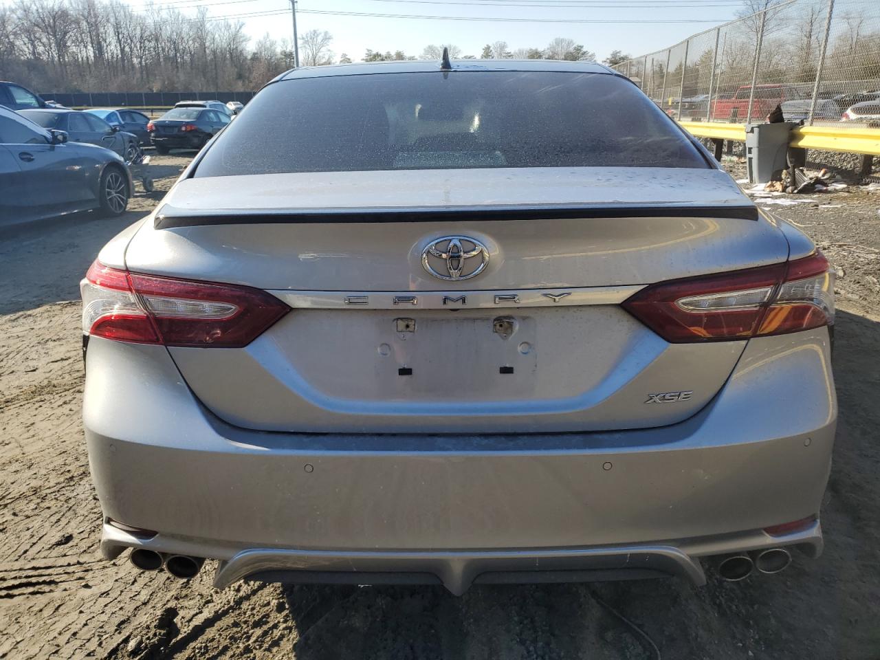 2018 Toyota Camry VIN 4T1BZ1HK5JU021068 Copart auction photo, front end damage thumbnail 6