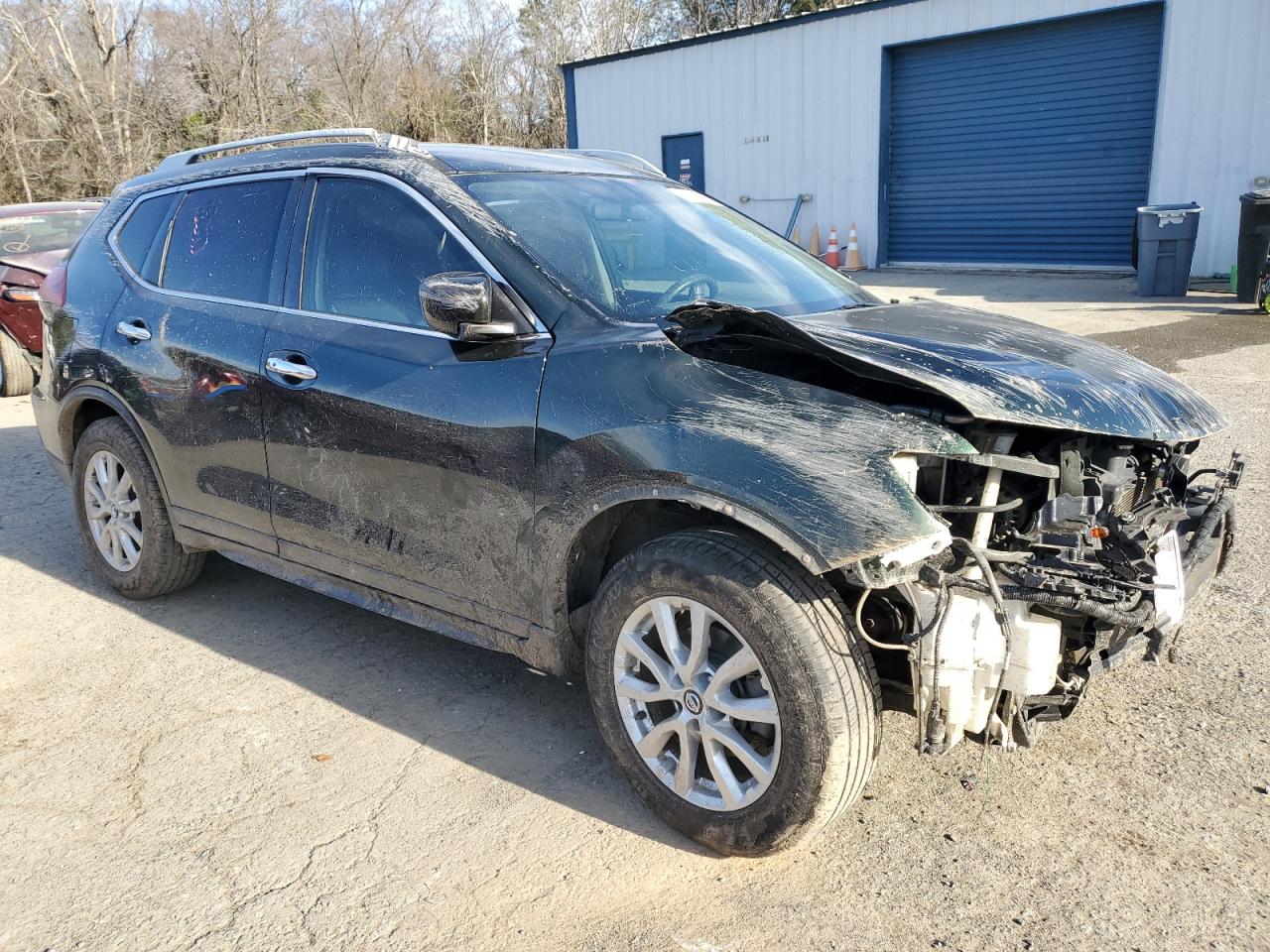 2018 Nissan Rogue VIN 5N1AT2MT6JC705411 Copart auction photo, front end / side damage thumbnail 4