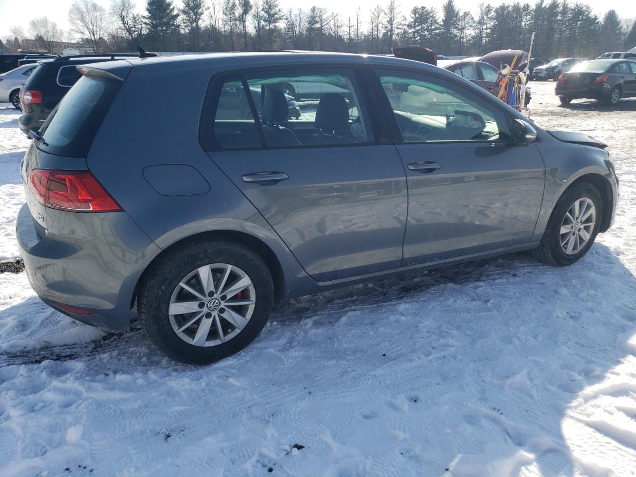 2015 Volkswagen Golf VIN 3VW217AU2FM039367 Copart auction photo, front end / minor dent/scratches damage thumbnail 3