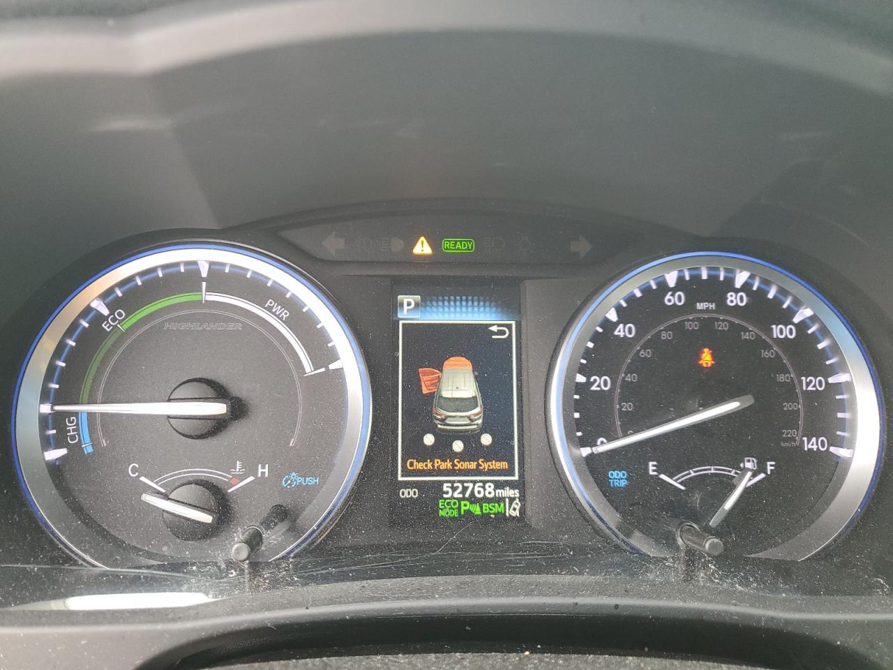 2019 Toyota Highlander VIN 5TDDGRFH0KS067521 Copart auction photo, rear end damage thumbnail 9