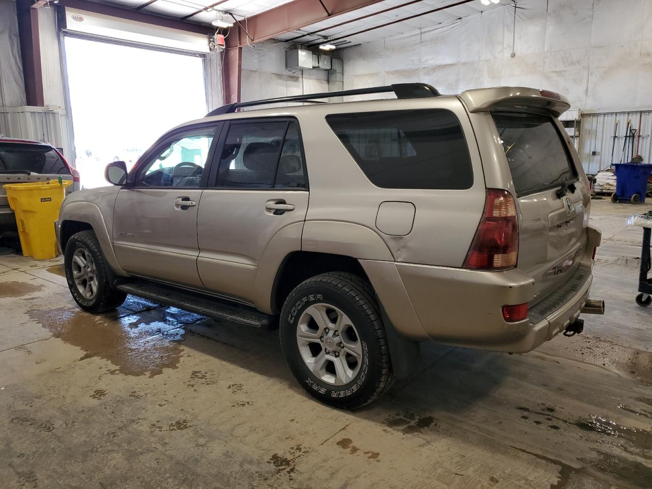 2004 Toyota 4Runner VIN JTEBU14R440054513 Copart auction photo, mechanical / minor dent/scratches damage thumbnail 2