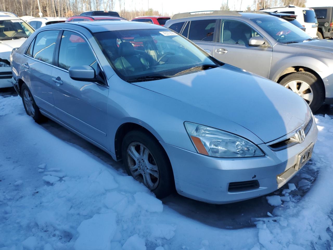 2007 Honda Accord VIN 1HGCM56887A104110 Copart auction photo, rear end / minor dent/scratches damage thumbnail 4