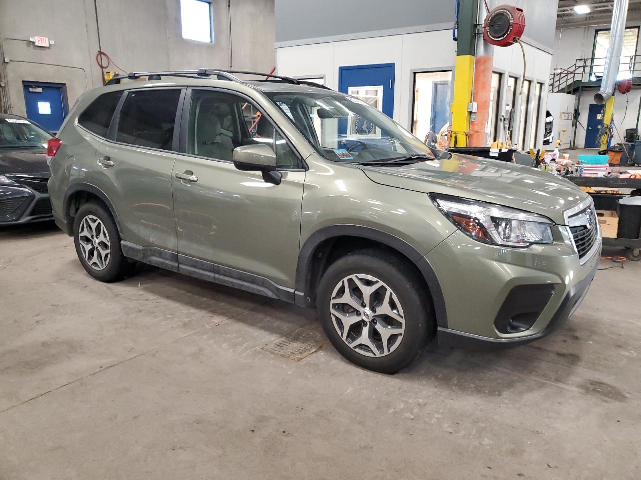 2020 Subaru Forester VIN JF2SKAJC9LH542948 Copart auction photo, all over damage thumbnail 4