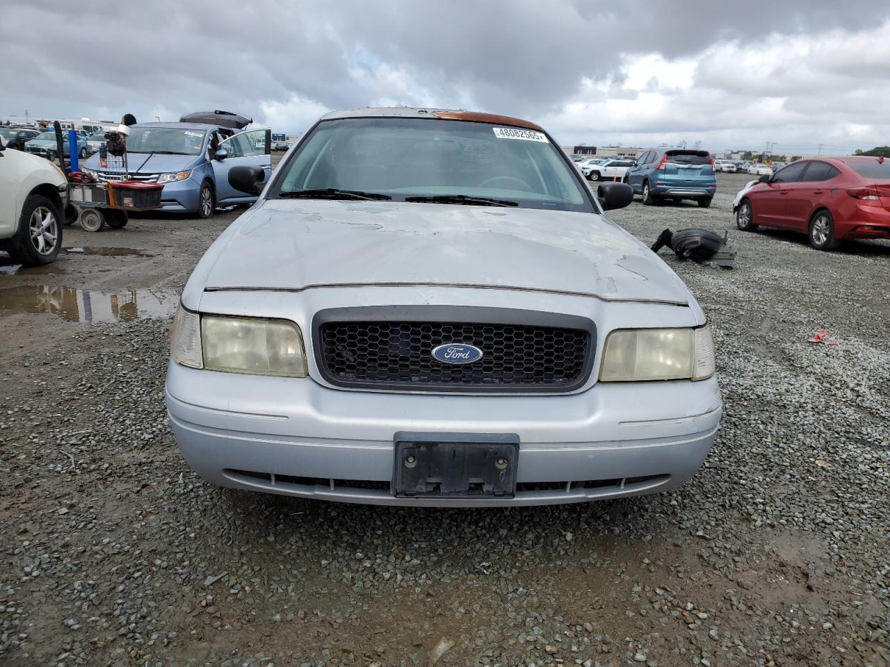 2003 Ford Crown Victoria VIN 2FAFP71W63X203813 Copart auction photo, minor dent/scratches damage thumbnail 5