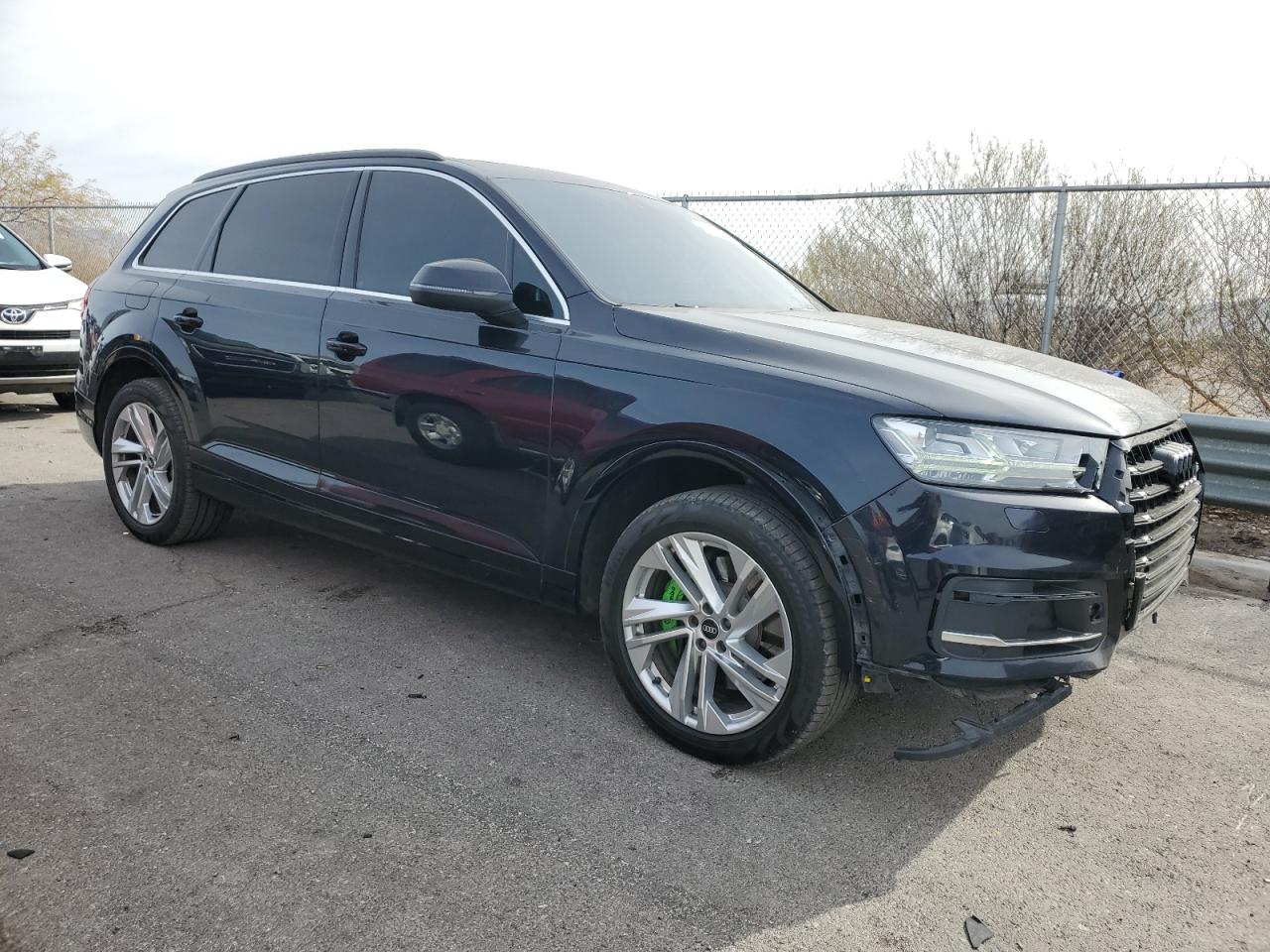 2017 Audi Q7 VIN WA1LAAF74HD021789 Copart auction photo, front end damage thumbnail 4
