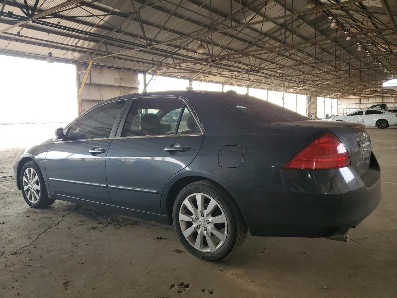 2006 Honda Accord VIN 1HGCM66536A035501 Copart auction photo, rear end damage thumbnail 2