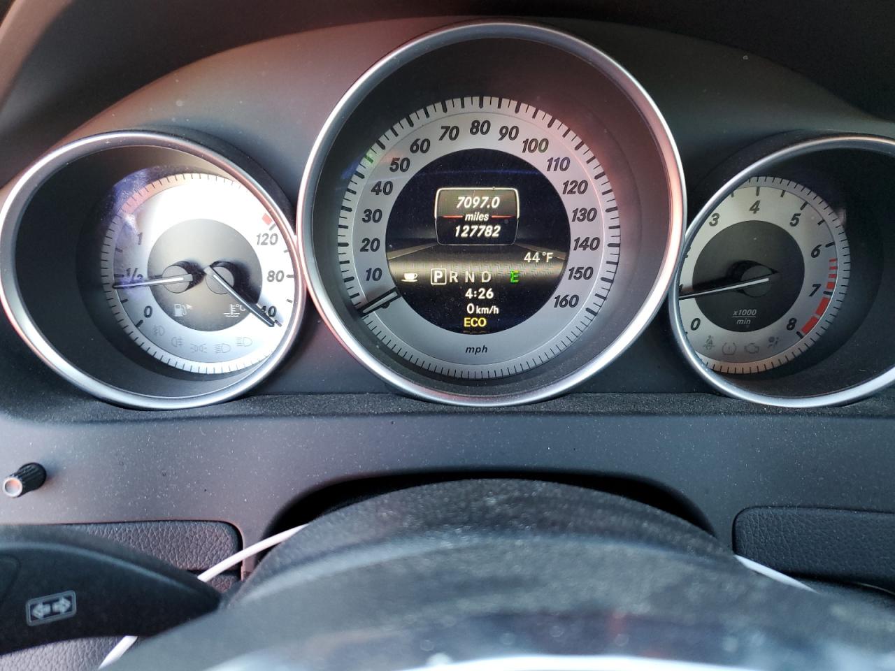 2013 Mercedes-Benz C-klasse VIN WDDGF8AB0DG131802 Copart auction photo, front end damage thumbnail 9