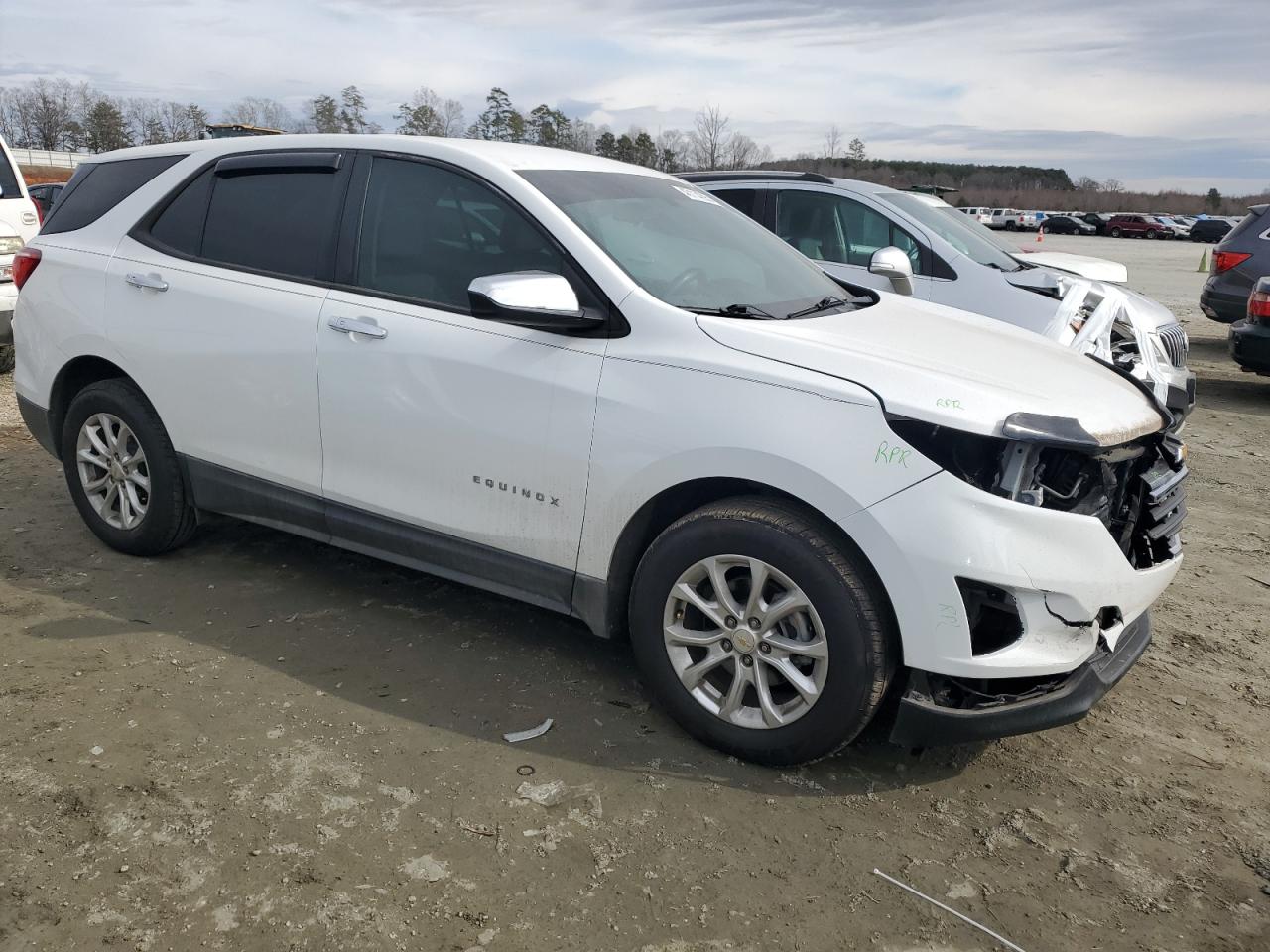 2018 Chevrolet Equinox VIN 2GNAXHEV3J6233583 Copart auction photo, front end damage thumbnail 4