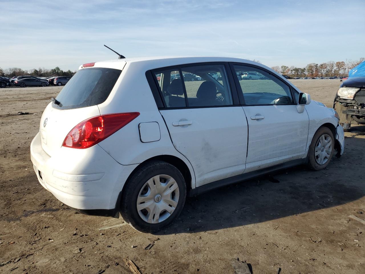 2010 Nissan Versa VIN 3N1BC1CP6AL410503 Copart auction photo, front end damage thumbnail 3